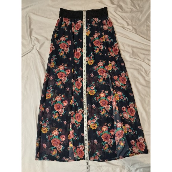 No Boundaries Floral Maxi Skirt with liner - Picture 5 of 9
